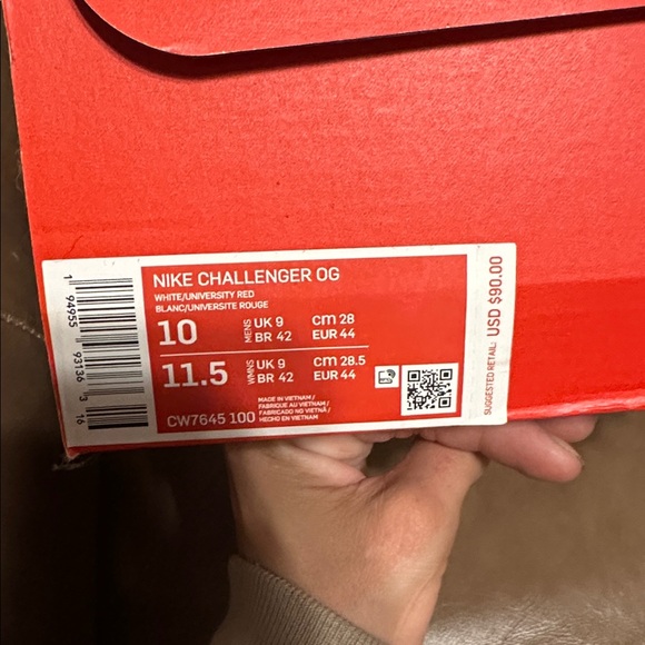Nike Challenger OG in Cream and Red

Size 10 *Men’s* - Picture 1 of 7